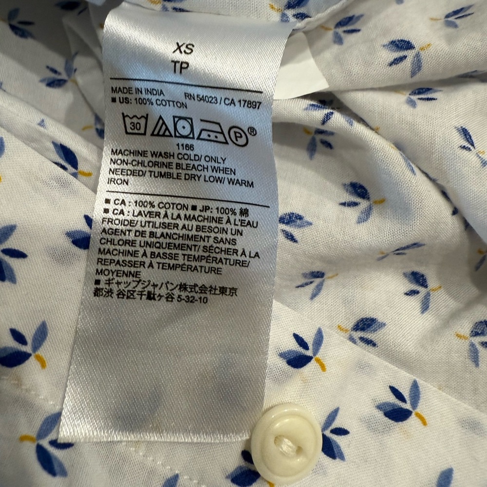 XS Banana Republic Button Down White and Blue Slim Fit Print Shirt - Picture 5 of 8